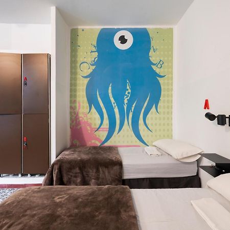 Home Youth Hostel By Feetup Hostels Valencia Exterior foto