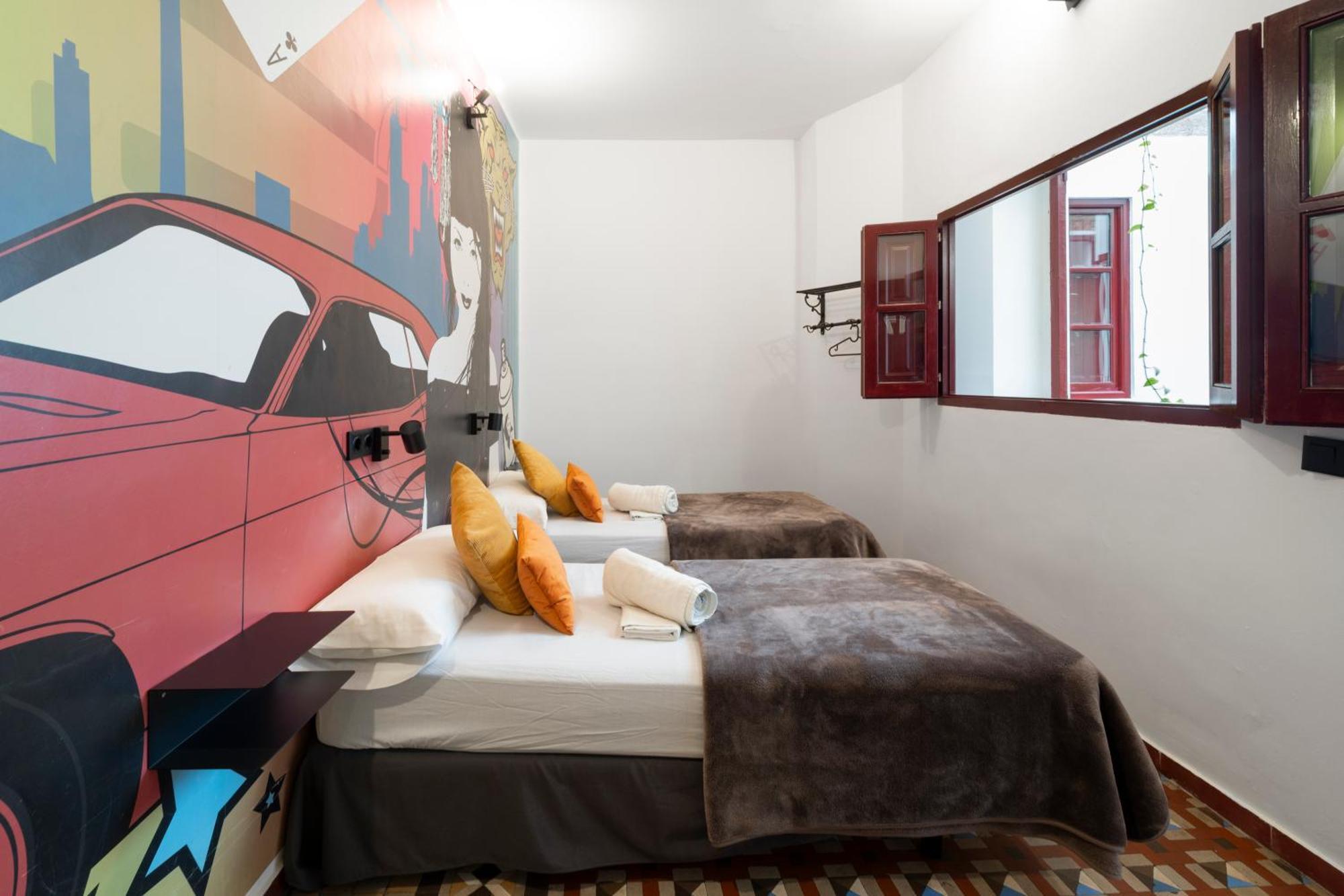 Home Youth Hostel By Feetup Hostels Valencia Exterior foto