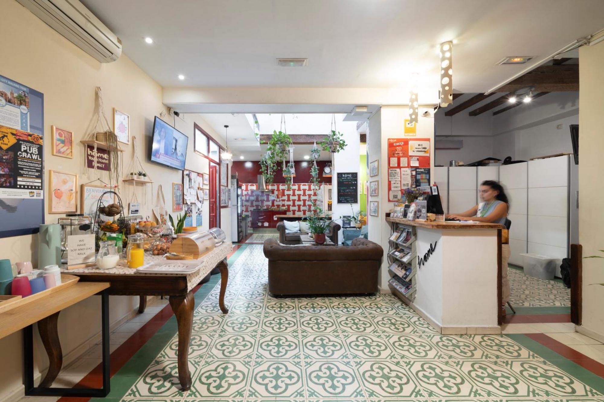 Home Youth Hostel By Feetup Hostels Valencia Exterior foto