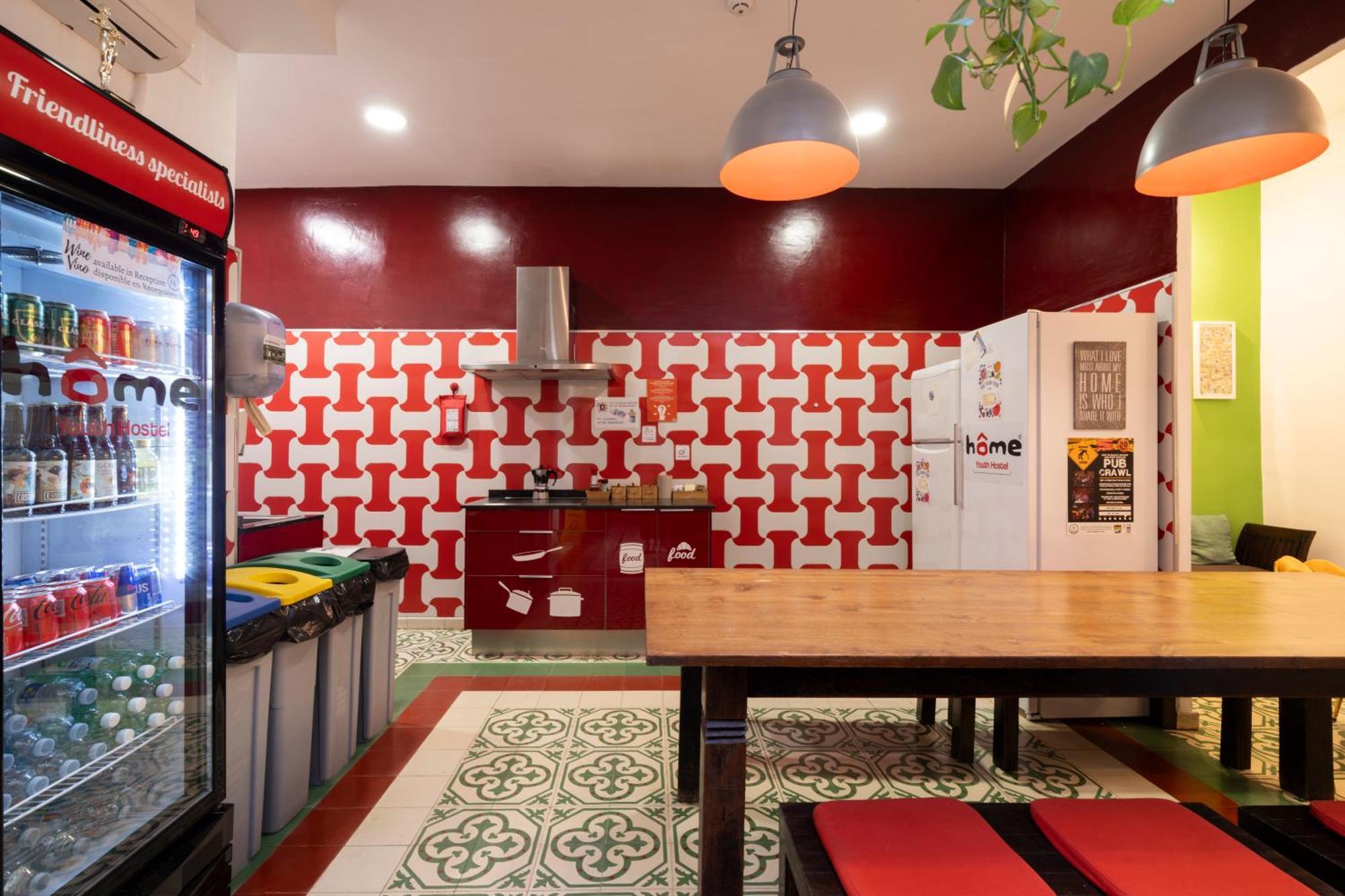 Home Youth Hostel By Feetup Hostels Valencia Exterior foto
