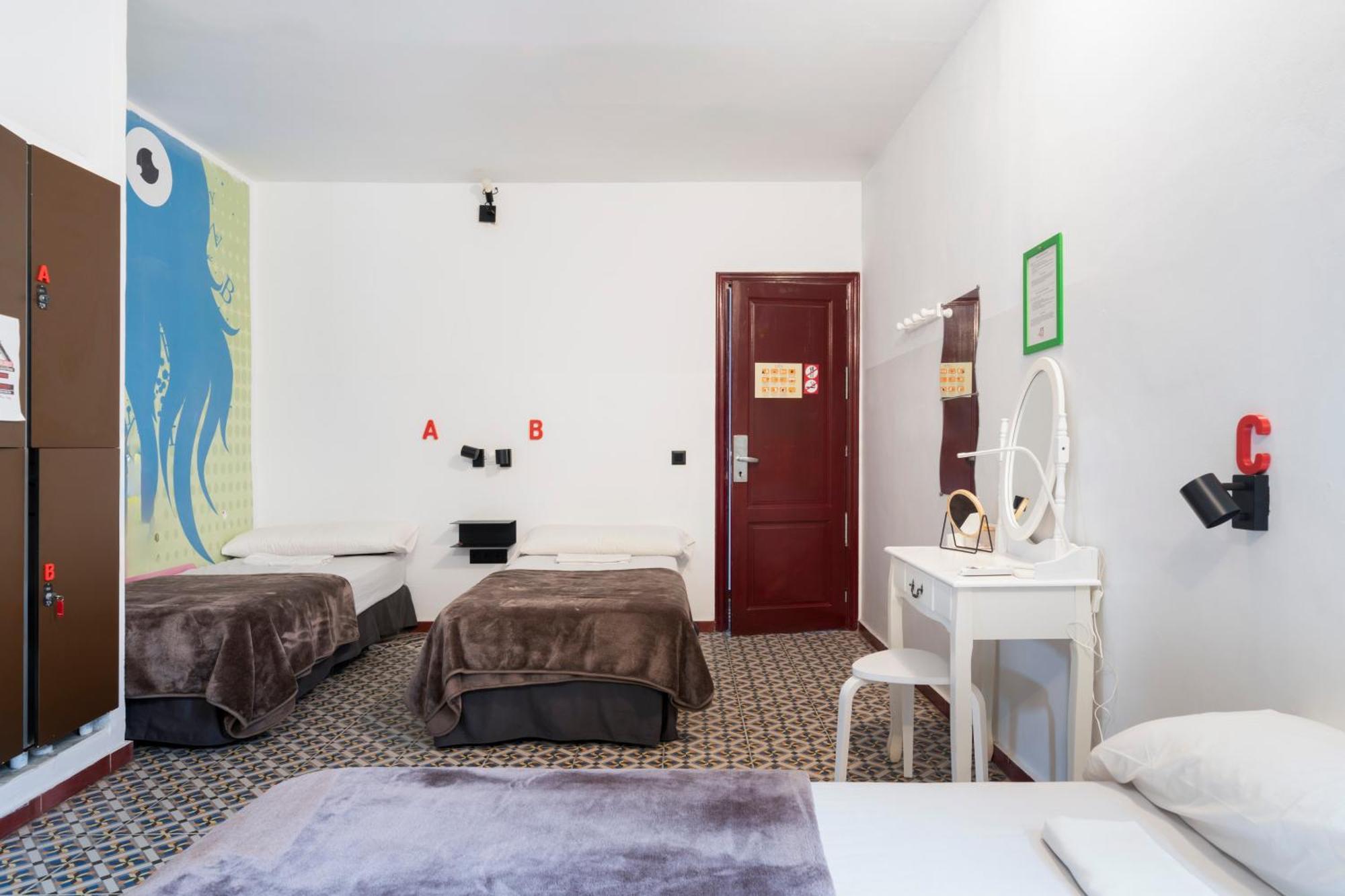 Home Youth Hostel By Feetup Hostels Valencia Exterior foto